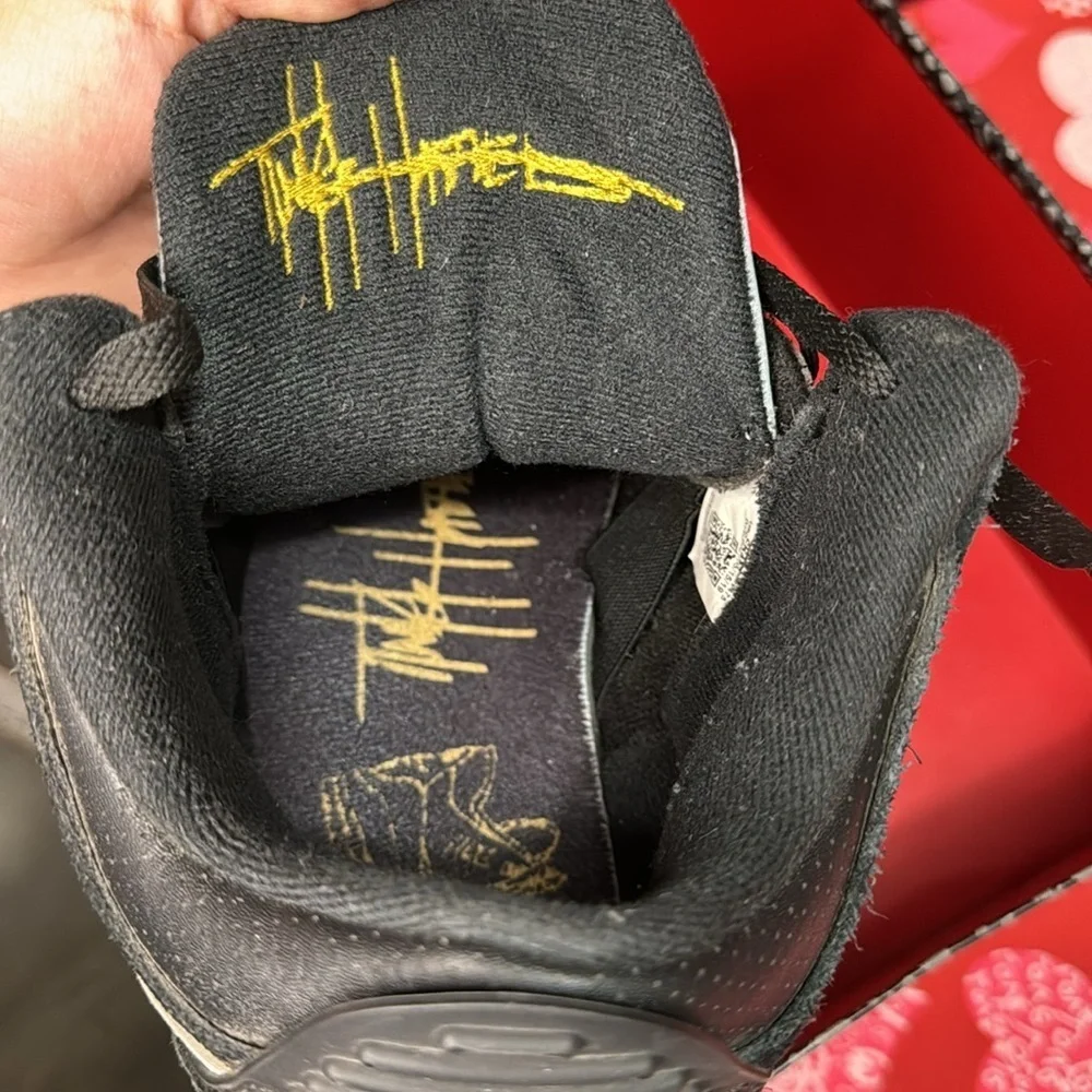 AIR JORDAN RETRO TH